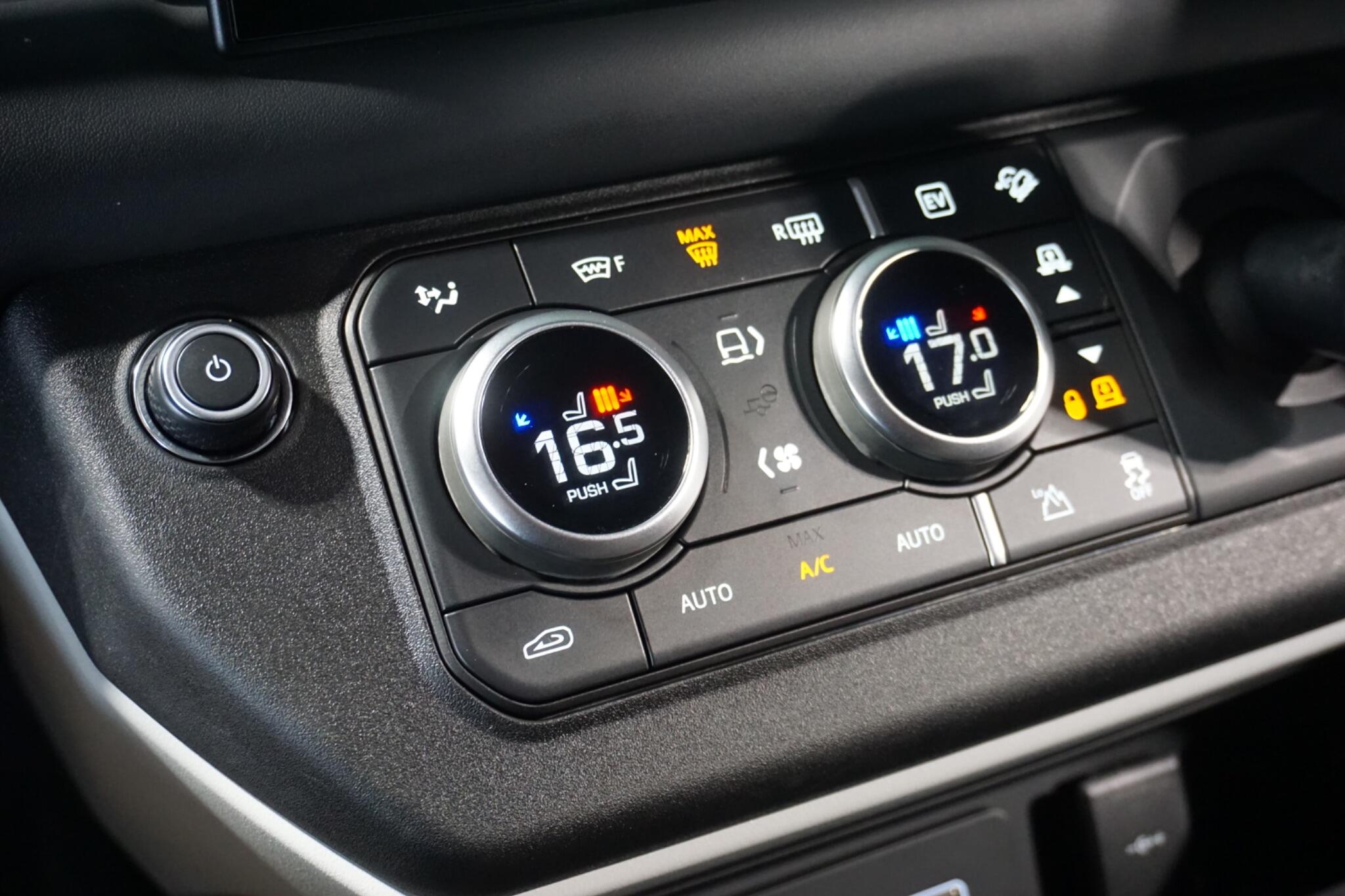 Land Rover Defender 110 2.0 P400e 15.4kWh X-Dynamic HSE SUV 5dr Petrol Plug-in Hybrid Auto 4WD Euro 6 (s/s) (404 ps)